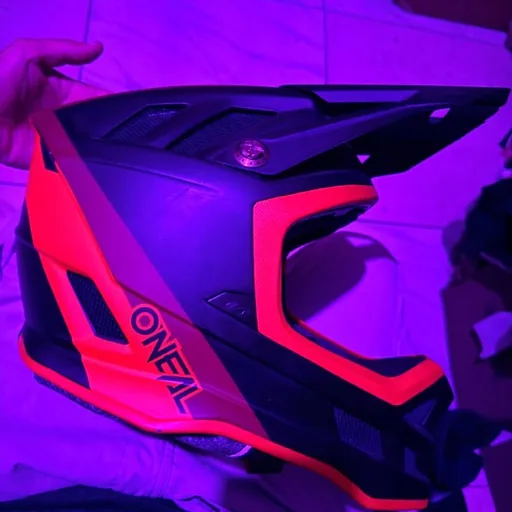 Шлем BLADE Hyperlite CHARGER V.22 Red / Orange