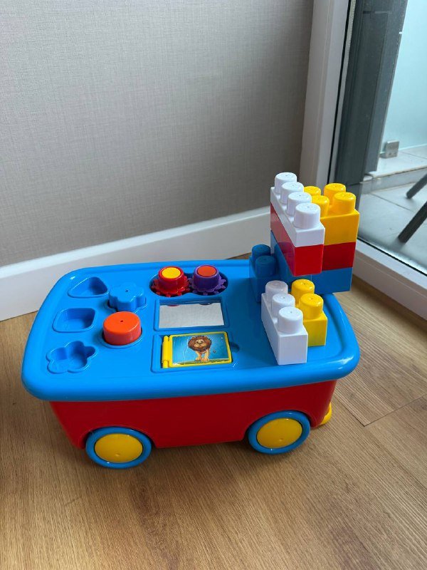 Детская тележка для игр с конструктором и фруктами