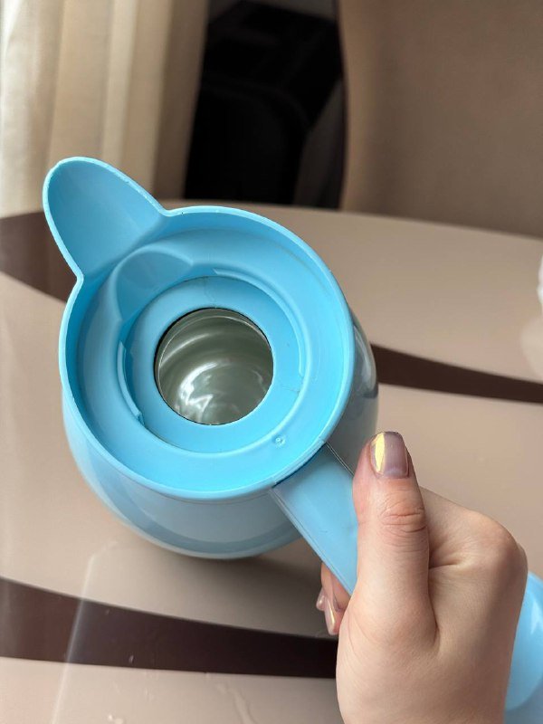 Термос на 950 мл голубой 4