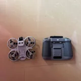 Дрон DJI Neo, пульт 2
