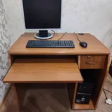Компьютерный стол 2