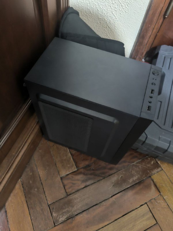 Корпус для ПК с блоком питания, ноутбук Lenovo не работает