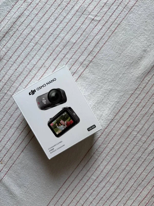 DJI Osmo Nano 128GB Standard Combo 1