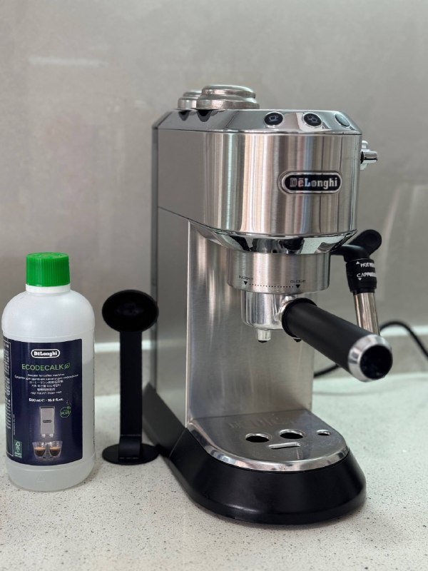 Рожковая кофеварка Delonghi 685 с аксессуарами 3