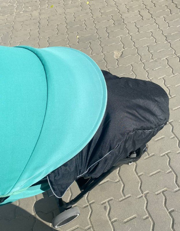 Коляска anex с чехлом на ножки 3