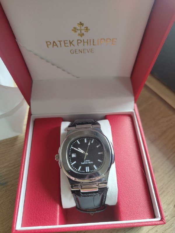 Часы Patek Philippe новые в упаковке 3