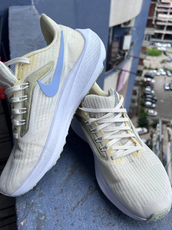 Кроссовки Nike 38 размер