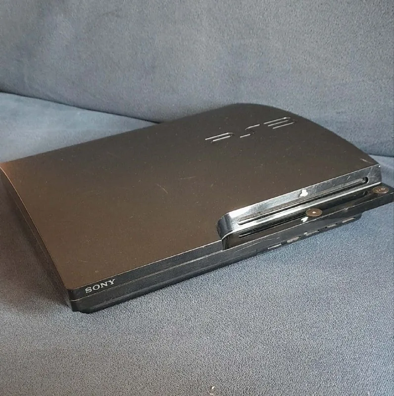 Sony PlayStation 3 Slim, геймпад, 8 игр 1