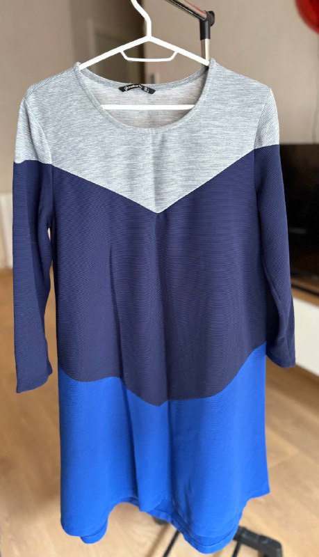 Платье лео, джинсовое платье, трёхцветное, атласное платье, платье H&M 3