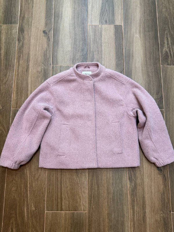 Куртка для девочки 11-12 лет пудрового цвета