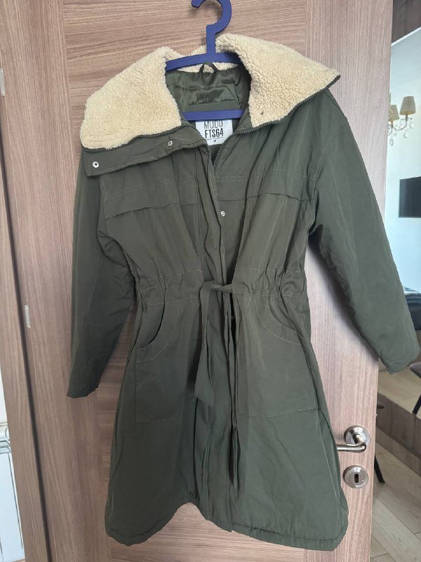 Парка демисезонная размер М