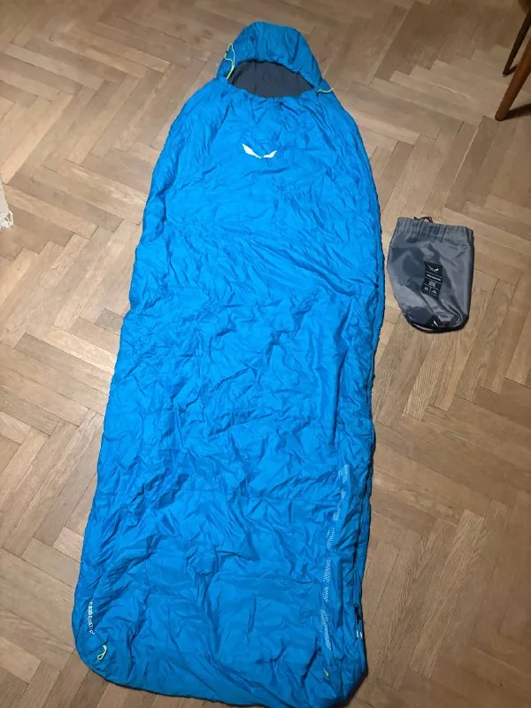 Спальный мешок Salewa Micro II 850 Quattro, проектор Wanbo X1 1