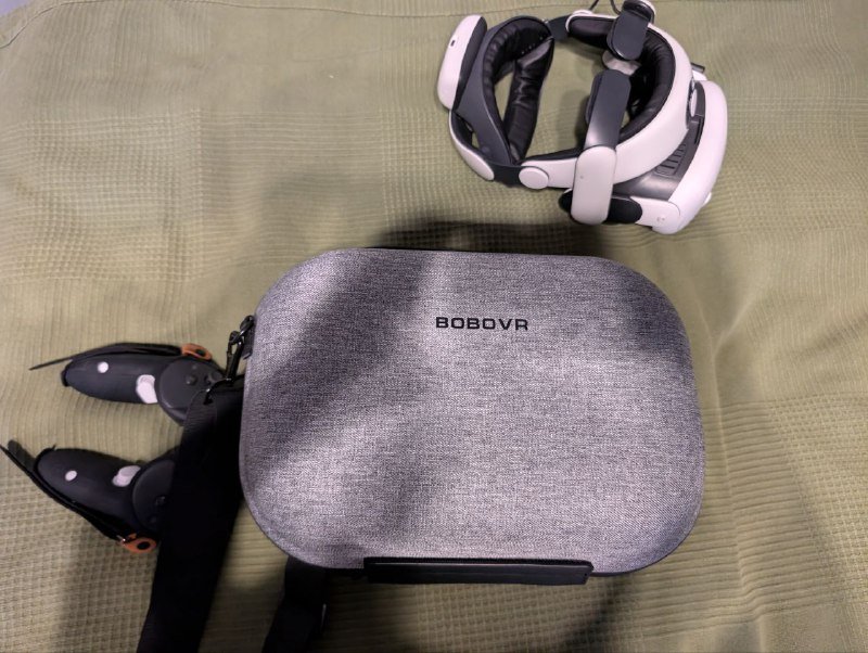 Meta Quest 3 на 512 Гб, комплект с креплением Bobovr 3