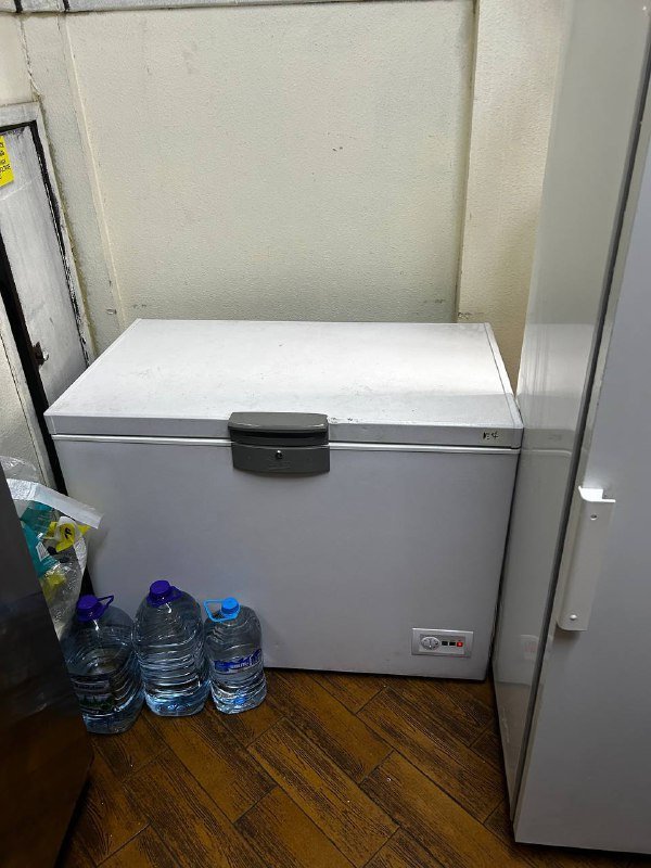 ларь морозильный Веко 298л, морозильник вертикальный klimaidea sf40vs 206л, холодильник вертикальный с прозрачной дверцей, холодильник вертикальный непрофессиональный