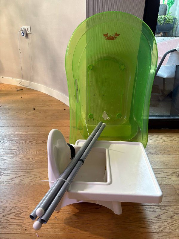 Детский стульчик для кормления, ванночка для купания
