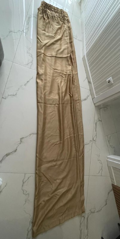 Две новые шторы блэкаут 275х240 2