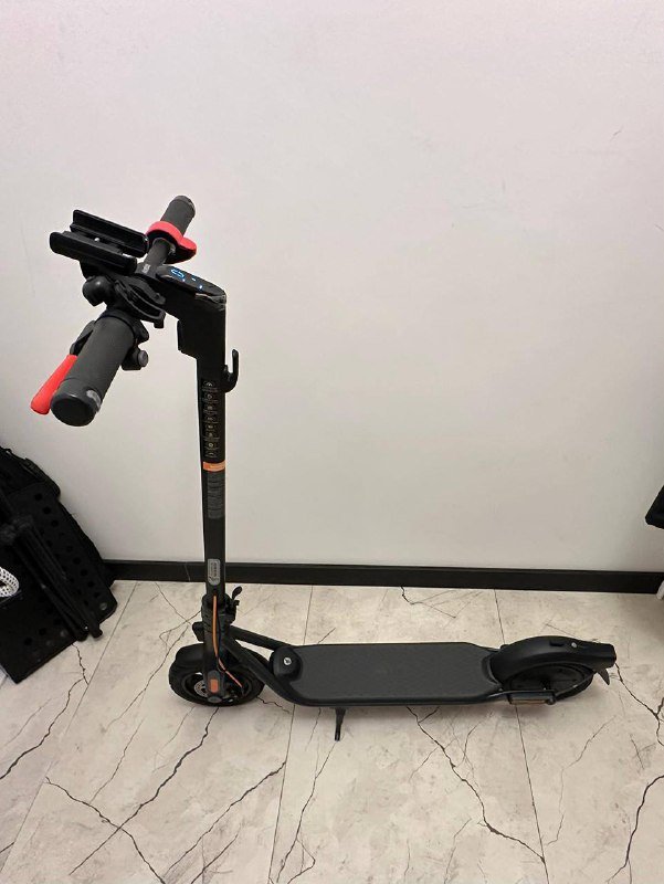 Segway Ninebot Kickscooter F2 Plus 3