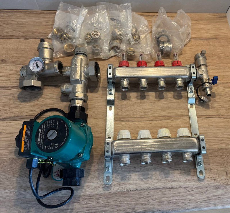 Система теплого пола с насосом и фитингами