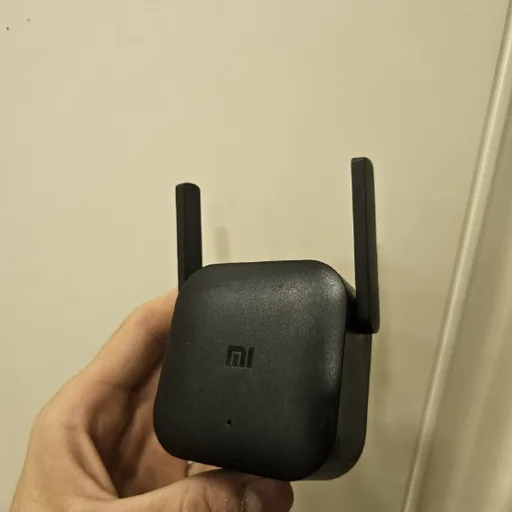 Репитер Xiaomi Mi Wi-Fi Range Extender Pro