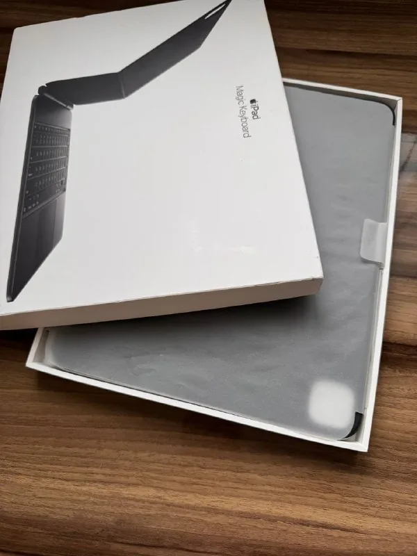 Magic Keyboard для iPad Pro 1