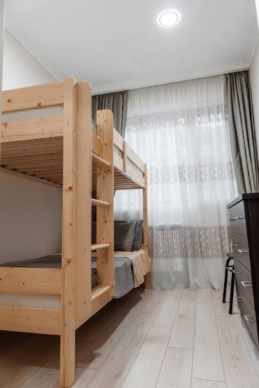 3-комнатная квартира с 2 спальнями в Батуми, аренда на год 8