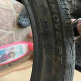 Шина 235/40 R19 3
