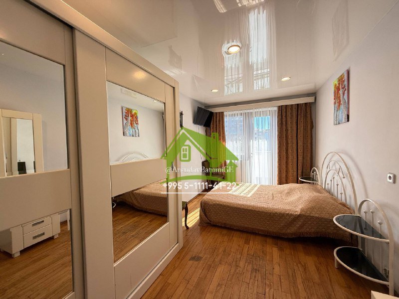 Трехкомнатная квартира 2+1 в Батуми 3