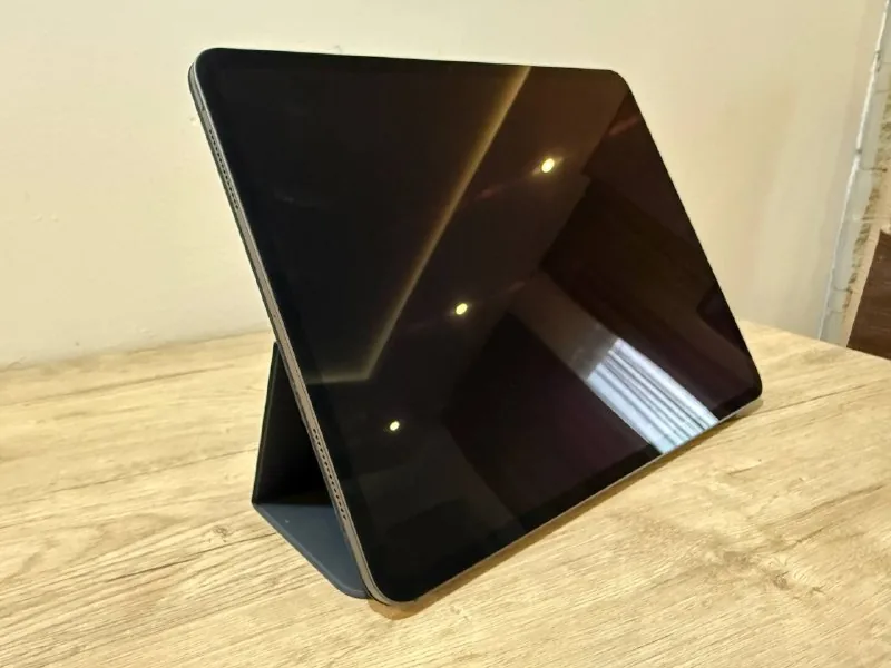 Apple iPad Pro 13 M5 256 Wi-Fi, Apple Pencil Pro, Hollyland Lark M2 Microphone 1
