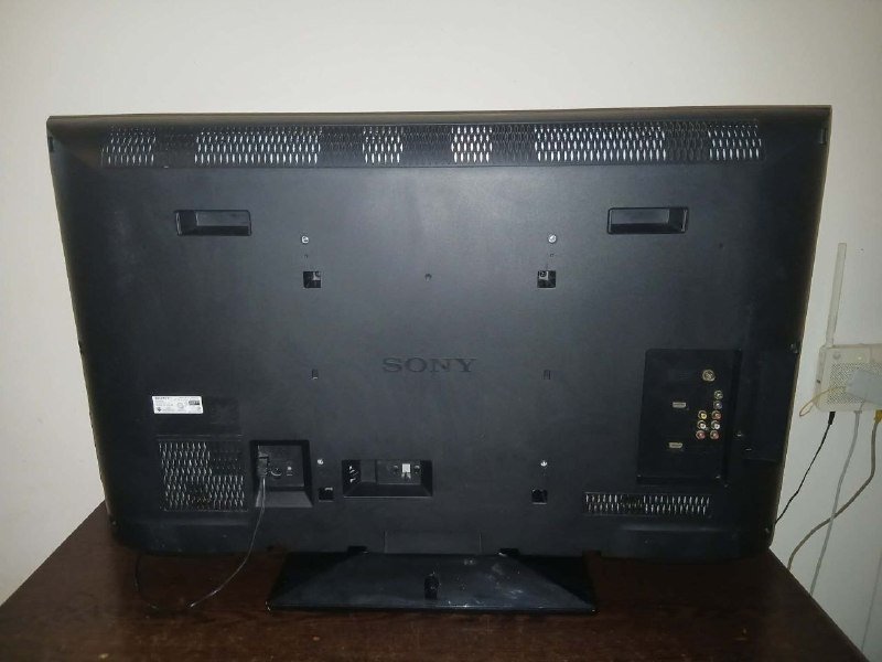Телевизор Sony Bravia большого размера 7