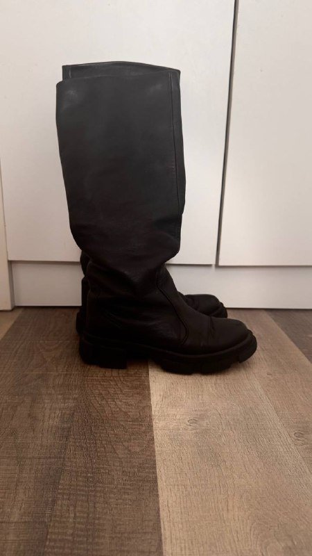 Кожаные черные сапоги, полусапожки, мозаика новая