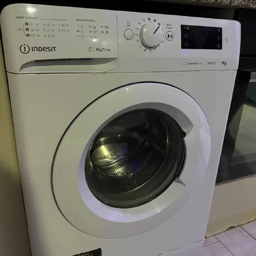 Стиральная машина Indesit 7 кг