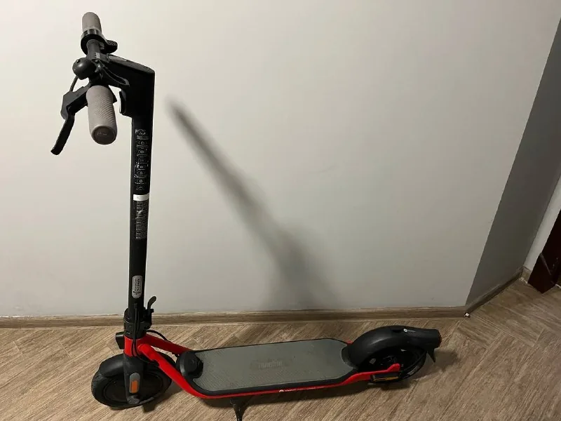 Электросамокат Segway Ninebot D18E 1