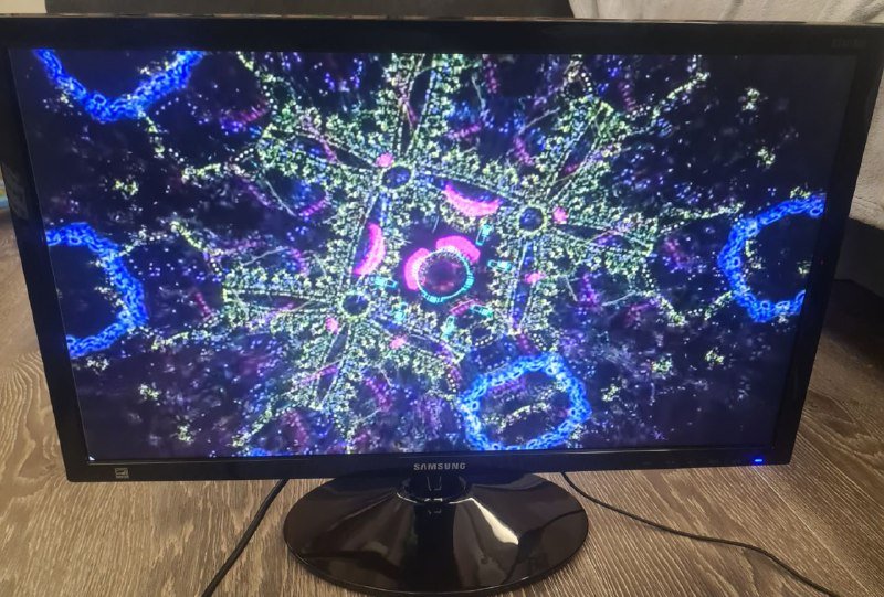 Монитор Samsung 24 дюйма 2