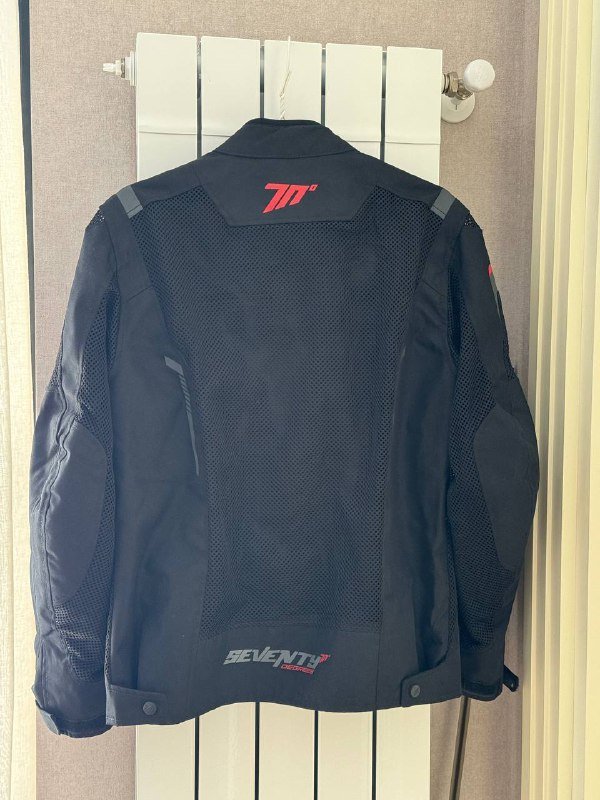 Мужская куртка-экипировка с защитой на плечах и локтях 2