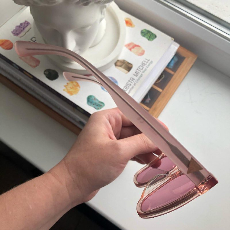 Солнцезащитные очки Guess GU7612-74S с чехлом 2