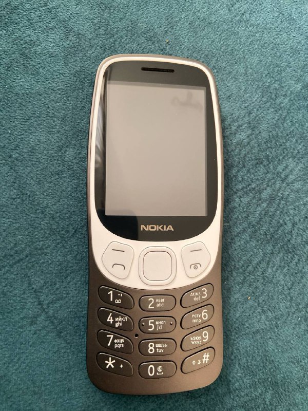 Nokia 3210 телефон с зарядкой