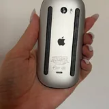 Apple Magic Mouse 2, JBL Bluetooth колонка, LED-лампа, Зарядка 1