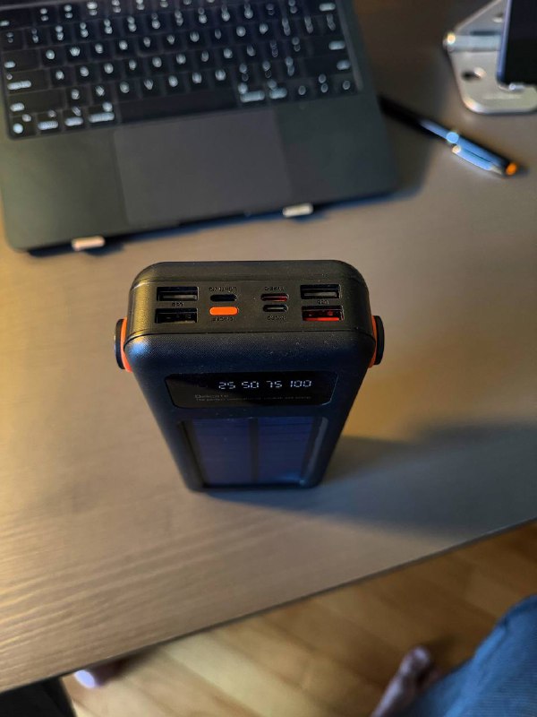 Мощный powerbank на 30000 mAh 3