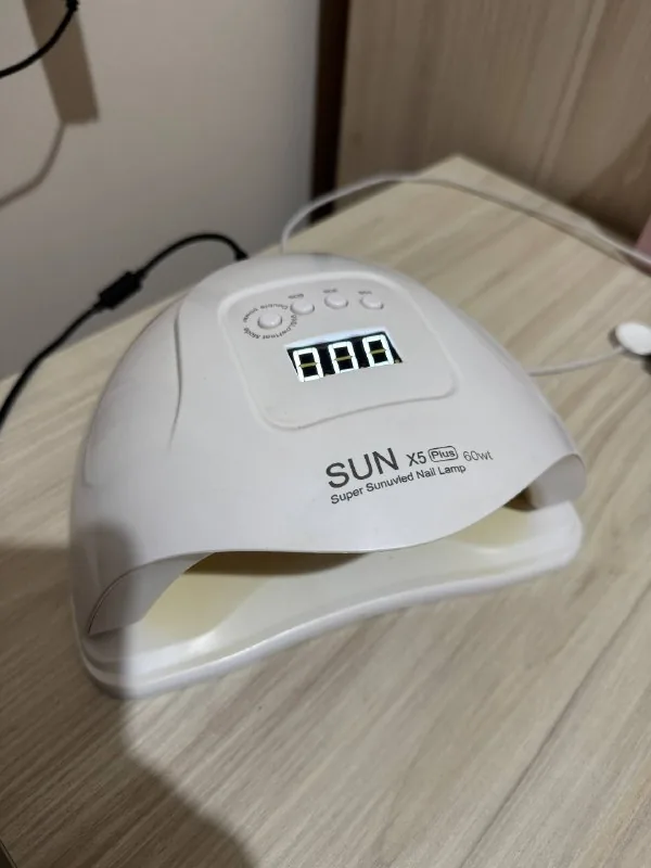 Manicure lamp 1