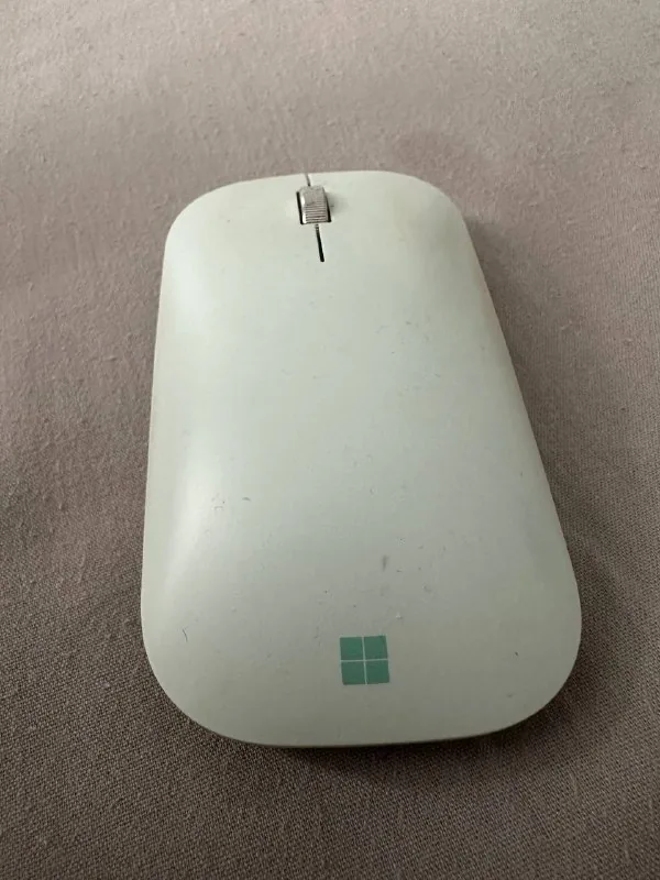 Беспроводная мышь Microsoft Modern Mobile Mouse 1