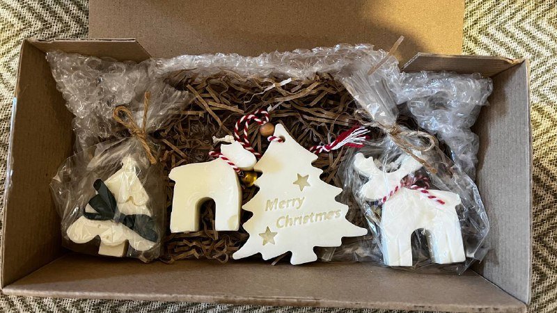 Свечи и аромаподвеска набор рождественский 2