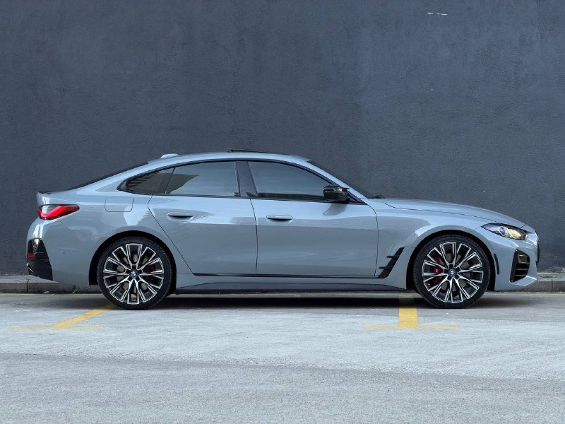 BMW M440i Gran Coupe 7