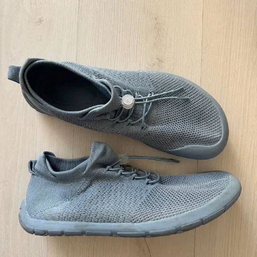 Breathable barefoot sneakers, size 43