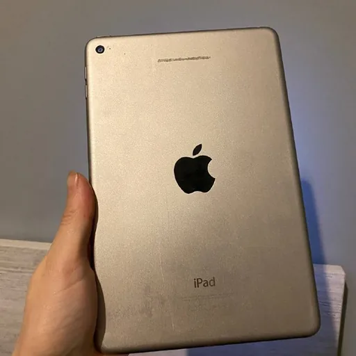 IPad mini 4