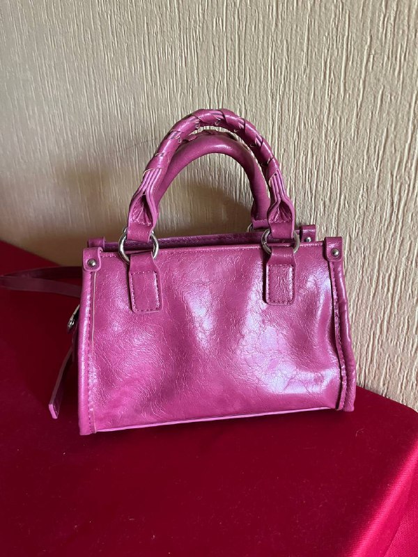 Сумка Stradivarius с регулируемым ремешком