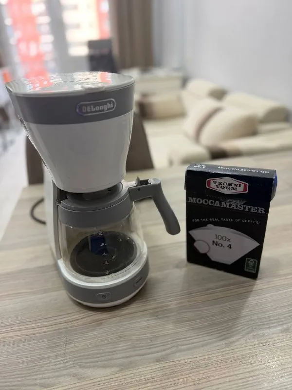 Капельная кофеварка DeLonghi