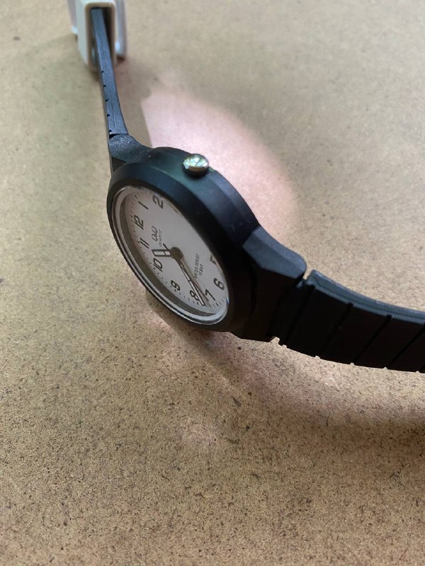 Часы QUARTZ