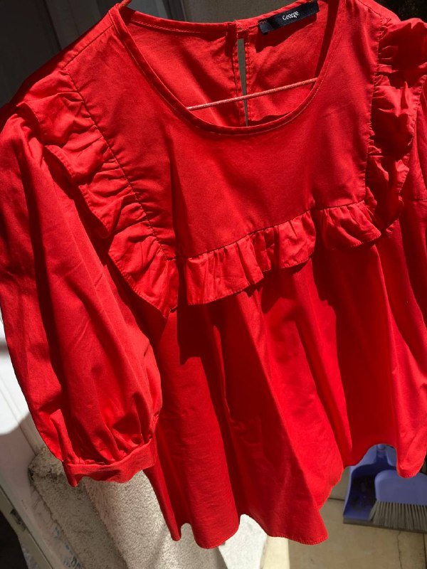 Красная блузка женская, размер L 3
