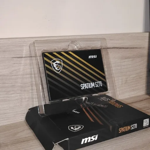 MSI Spatium S270, Netac N520S SSD