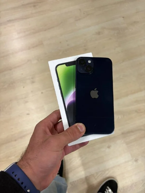 iPhone 14 128GB 1
